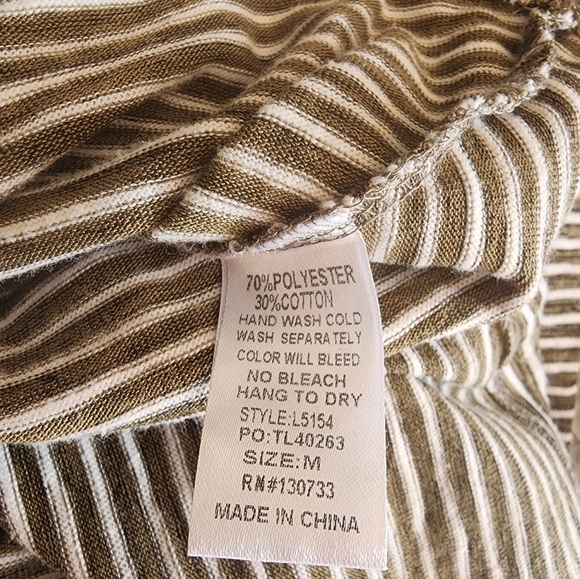 Umgee Knit Dress Medium Green White Stripes Floral Embroidery Bohemian - Picture 6 of 6